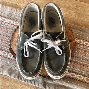 🦋Men’s Vans Leather Boat Shoe